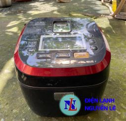 Nồi cơm điện cao tần Panasonic SR-SA102 (1lit) cốc nước 