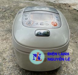 Nồi cơm Toshiba RC-10VRD, dung tích 1L (hút chân không)