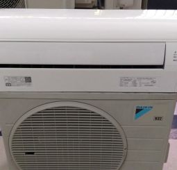 Máy lạnh Daikin 1HP Inverter gas R32 (date 2017)