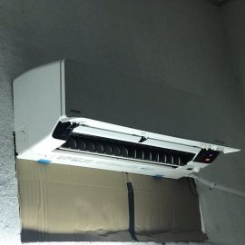 may-lanh-toshiba-mat-loi-vip-2hp-quan-2