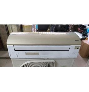 Máy lạnh Toshiba 2.5HP (Autoclean, ion, Inverter)