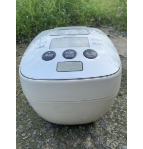 Nồi cơm điện cao tần Tiger áp suất 2 bi (JPB-10E1) 2015 đẹp lung linh